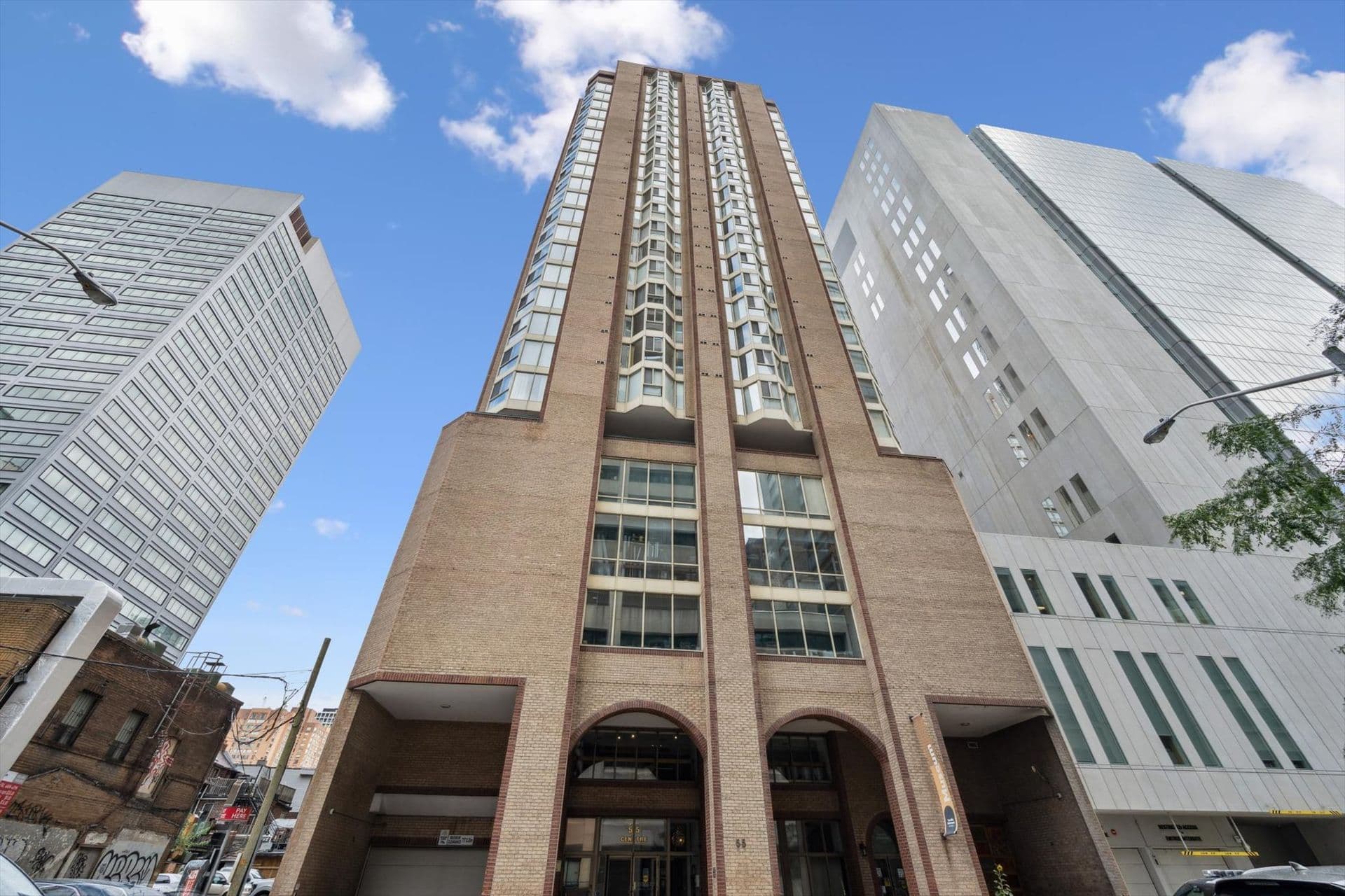 55 Centre Avenue, #703