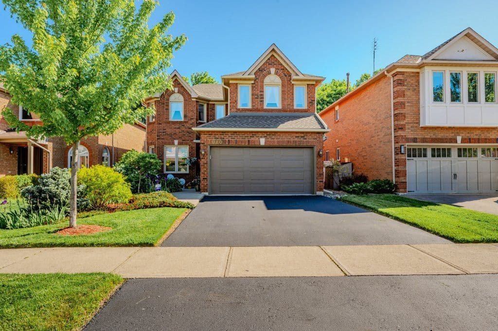 1080 Old Oak Drive