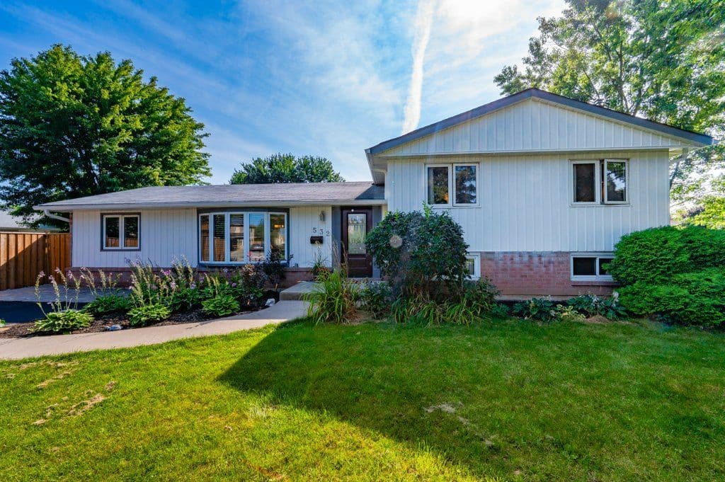 532 Churchill Avenue