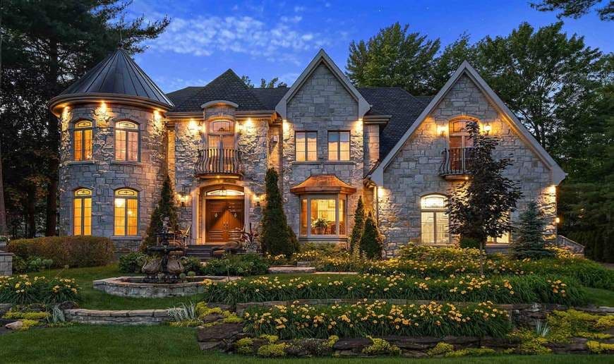 The Complete Guide to Selling Your House in Oakville